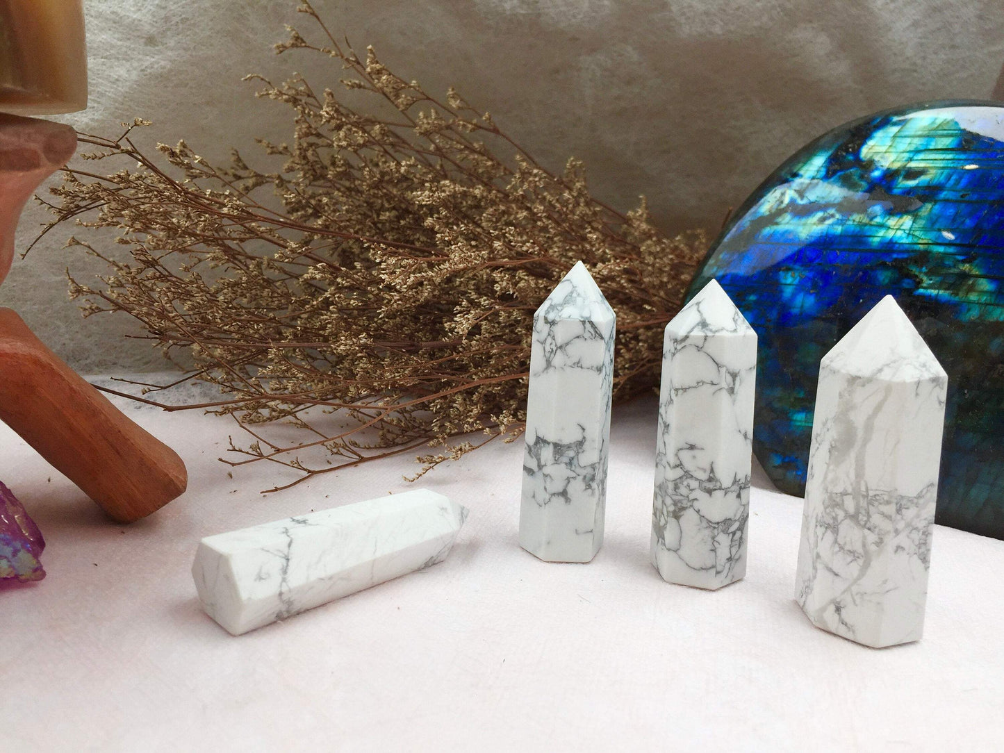 Howlite Tower,Howlite Point,Crystal Tower/Wand,Healing Crystal,Reiki Chakra Stone,Home Decor,For Gift