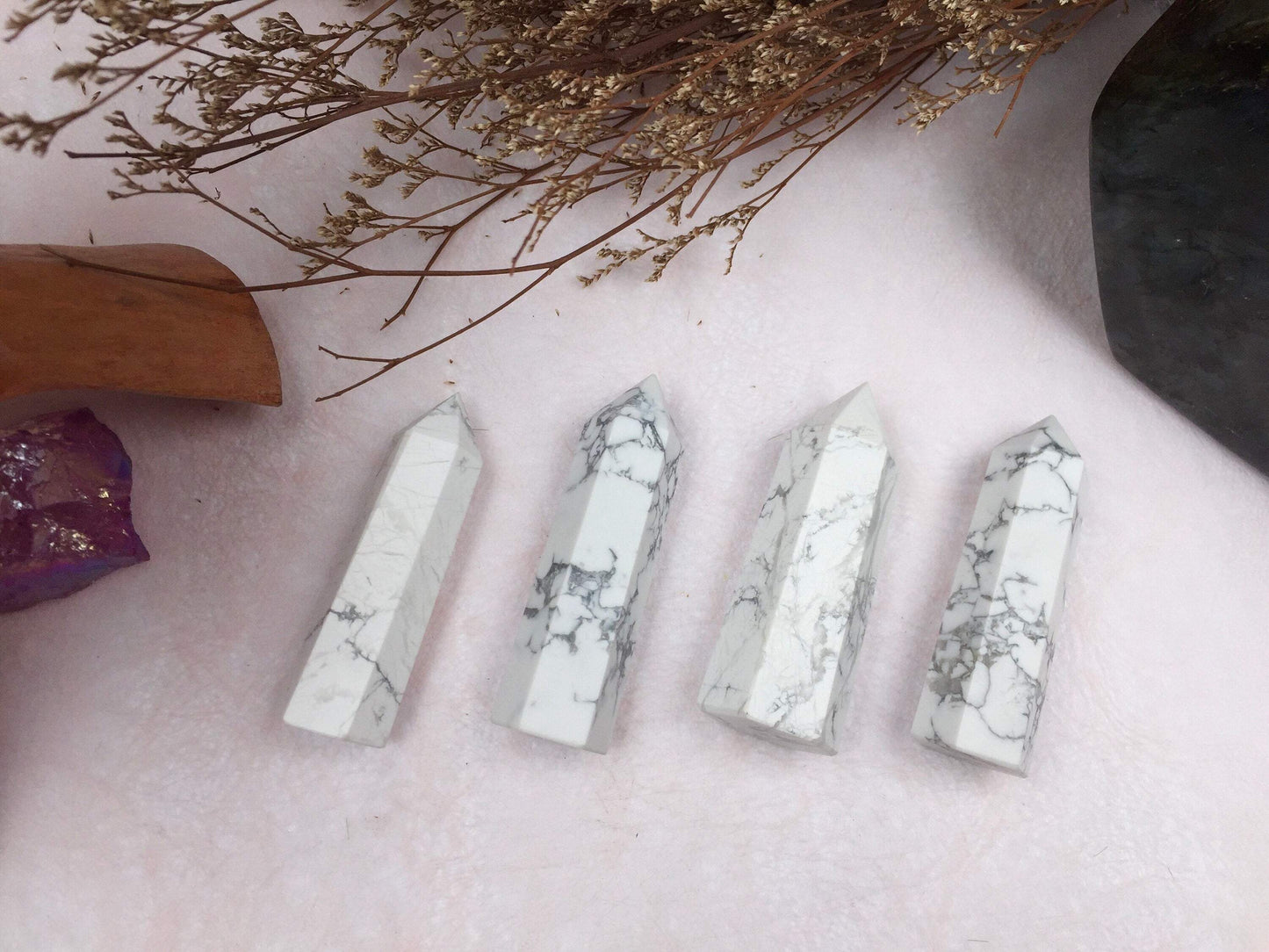 Howlite Tower,Howlite Point,Crystal Tower/Wand,Healing Crystal,Reiki Chakra Stone,Home Decor,For Gift