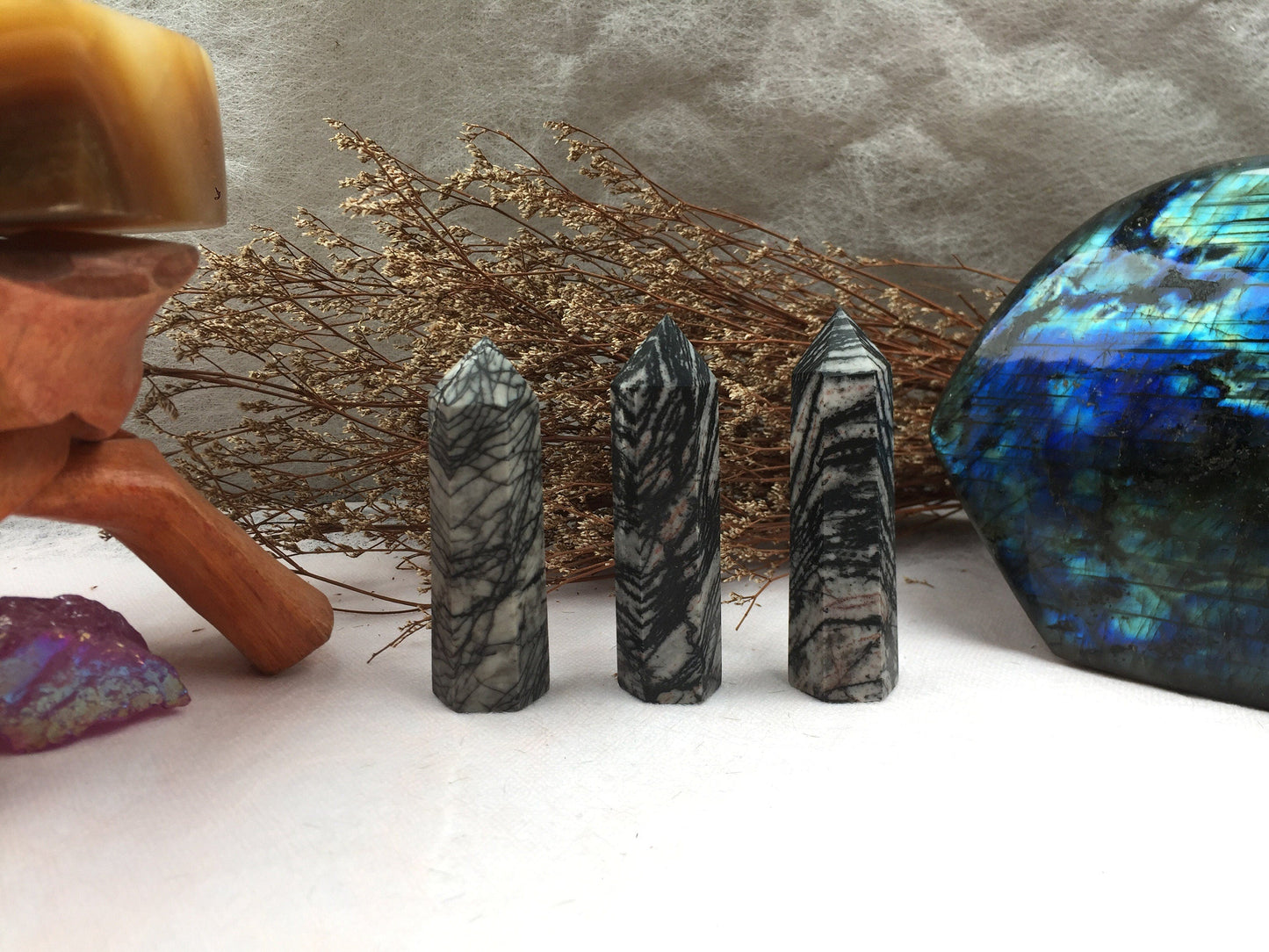 Black Line Stone Tower,Black Line Stone Point,Crystal Tower/Wand,Healing Crystal,Reiki Chakra Stone,Home Decor,For Gift